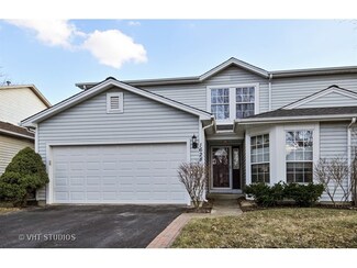 1628 Estate Cir, Naperville, IL 60565