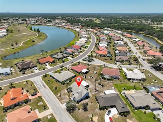 2004 Berry Roberts Dr, Sun City Center, FL 33573