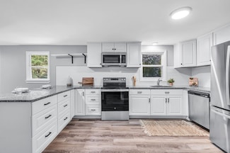 145 Little Rest Rd, Brimfield, MA 01010