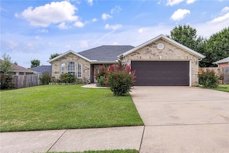 551 Firewood Dr, Centerton, AR 72719