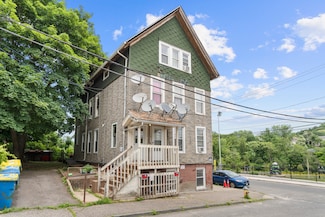 73 E Dover St, Waterbury, CT 06706