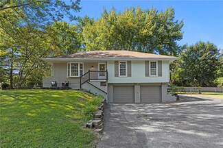 11504 N Cherry St, Kansas City, MO 64155