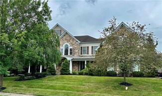 1838 Viola Ln, Hellertown, PA 18055