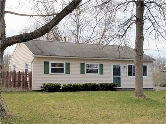 7945 Eisenhower Blvd, Bridgeport, NY 13030