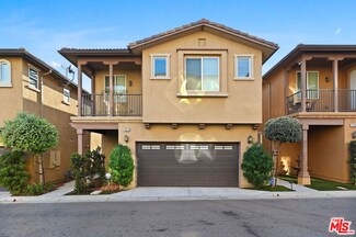 11929 Manzanilla Ln, Los Angeles, CA 90047