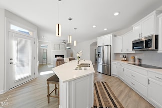 301 Crayton Oak Dr, Cary, NC 27519