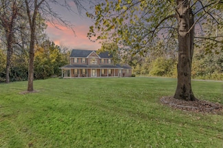 969 Riverside Dr, Suamico, WI 54173