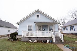 611 Ravine Ave, Defiance, OH 43512