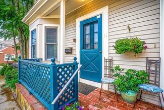 11 Elmwood Ave Unit 11, Winchester, MA 01890