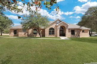 8703 Rolling Acres Trail, Boerne, TX 78015