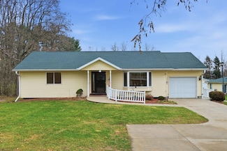 305 Mack Dr Unit 9, Reedsburg, WI 53959