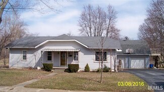 117 E 5th St, Matthews, IN 46957