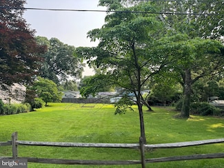 29 Collison Rd, Annapolis, MD 21401