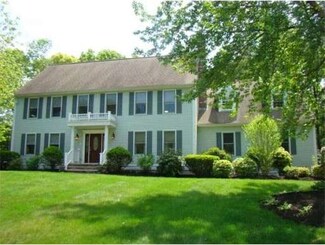 26 Stoneybrook Cir, Andover, MA 01810