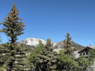 930 Links Way Unit 930, Mammoth Lakes, CA 93546