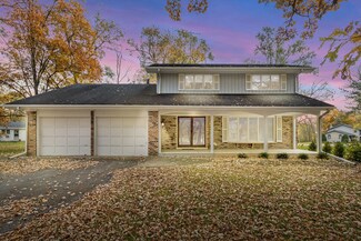 24757 S Oak Ln, Crete, IL 60417