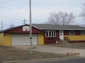 605 Pine St, Boscobel, WI 53805