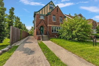 1945 Atkinson St, Detroit, MI 48206