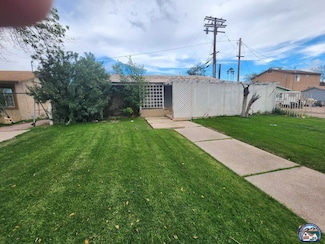 814 Rockwood Ave, Calexico, CA 92231