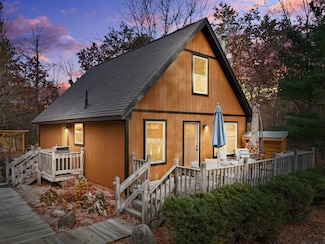 6972 W 7 Mile Rd, Grayling, MI 49738