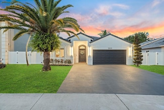 5820 SW 102nd Ave, Cooper City, FL 33328