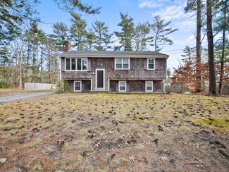 21 Cornish St, Carver, MA 02330