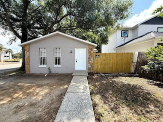 2811 N 21st St, Tampa, FL 33605