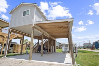 100 Mae Cir N, Crystal Beach, TX 77650