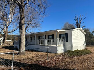 14569 72 Hwy, Orrum, NC 28369