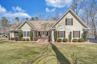 115 Osprey Ln, Moneta, VA 24121