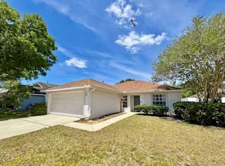 142 Glasgow Ct, Davenport, FL 33897