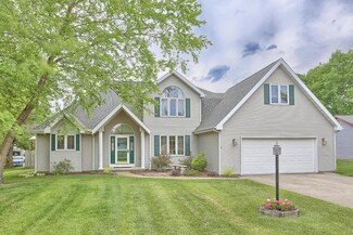 307 Ridge Rd, Mahomet, IL 61853