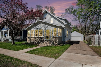 2519 Wyoming Ave SW, Wyoming, MI 49519