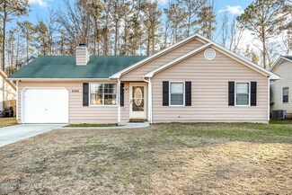 3104 Darby St, Midway Park, NC 28544