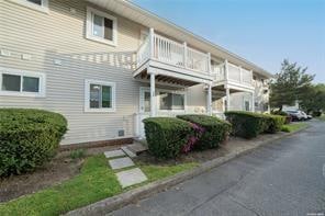 1 Adams Rd, Central Islip, NY 11722