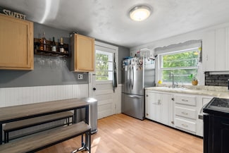 24 Springwell Rd, Billerica, MA 01821