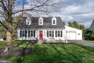 1572 S Jefferson Ct, Lancaster, PA 17602