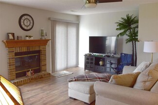 18378 Lakeview Cir Unit 404, Monroe City, MO 63456