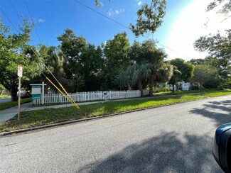 2963 Dartmouth Ave N, Saint Petersburg, FL 33713