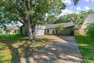 16026 Beechnut St, Houston, TX 77083
