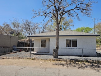 123 Cannon Rd SW, Albuquerque, NM 87105
