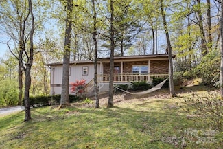 1 Spring Hill Dr, Hendersonville, NC 28792