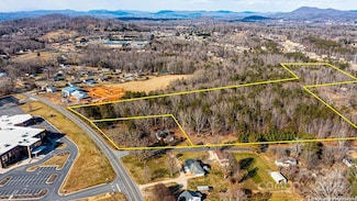 1396 Cottage Grove Rd, Lenoir, NC 28645