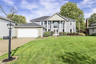 17099 Greenwood Dr, Strongsville, OH 44149