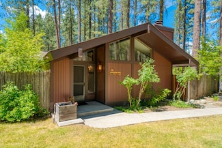 61 Graeagle Meadows Rd, Graeagle, CA 96103