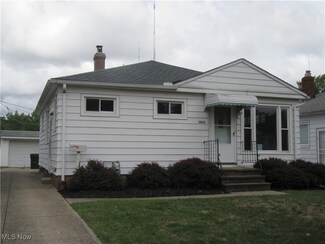 2410 Stanfield Dr, Cleveland, OH 44134