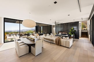 2085 Desert Flower Ct, Palm Springs, CA 92262