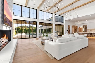 6733 E Exeter Blvd, Scottsdale, AZ 85251