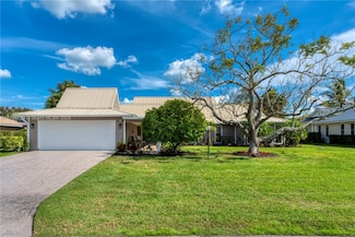 3333 SE Fairway E, Stuart, FL 34997