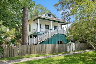 203 Marigny Ave, Mandeville, LA 70448